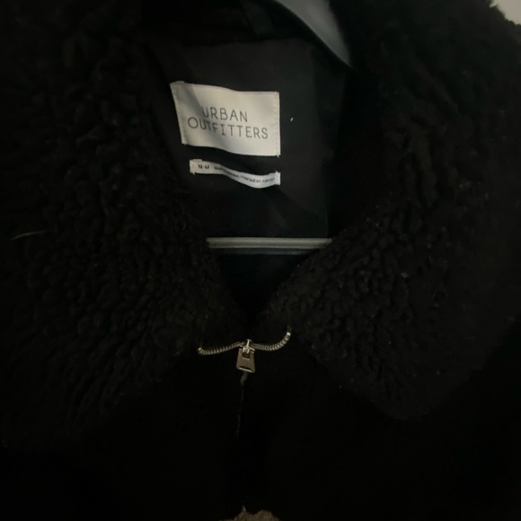 Urban outfitters black puffer jacket - Picture 4 of 4